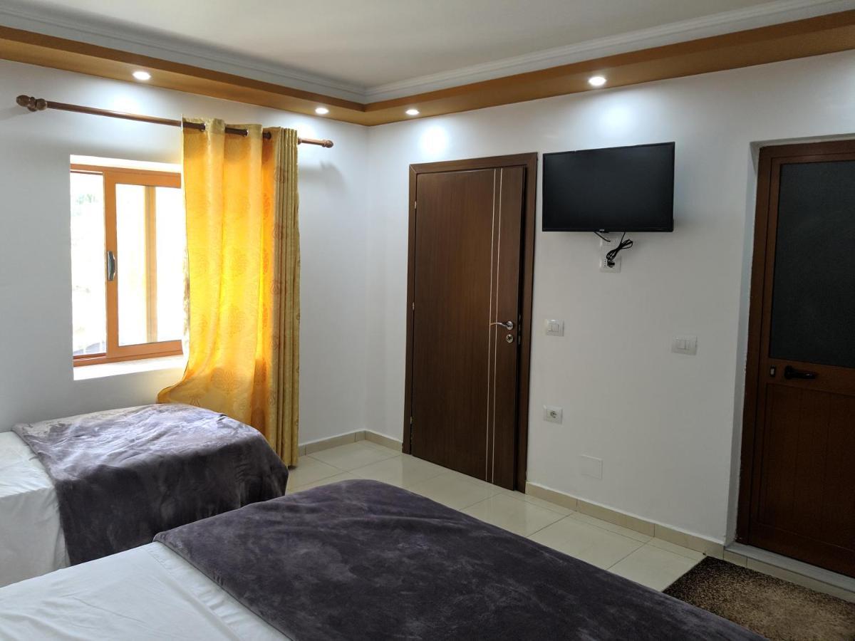 Guesthouse Alvi Përmet Exteriér fotografie